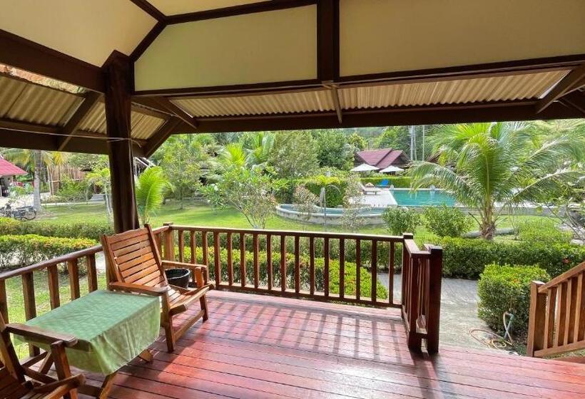 پانسیون Koh Yao Seaview Bungalow