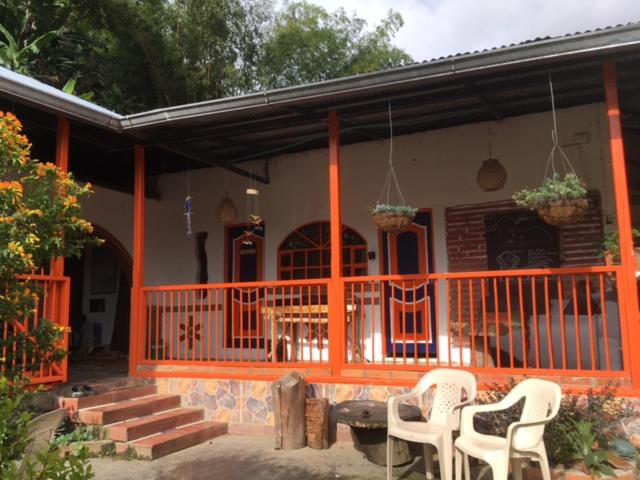 Bed and Breakfast Habitación Las Bromelias, Pijao, Finca Flora Del Rio