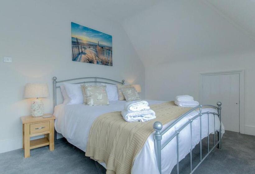 Hilltop Mundesley