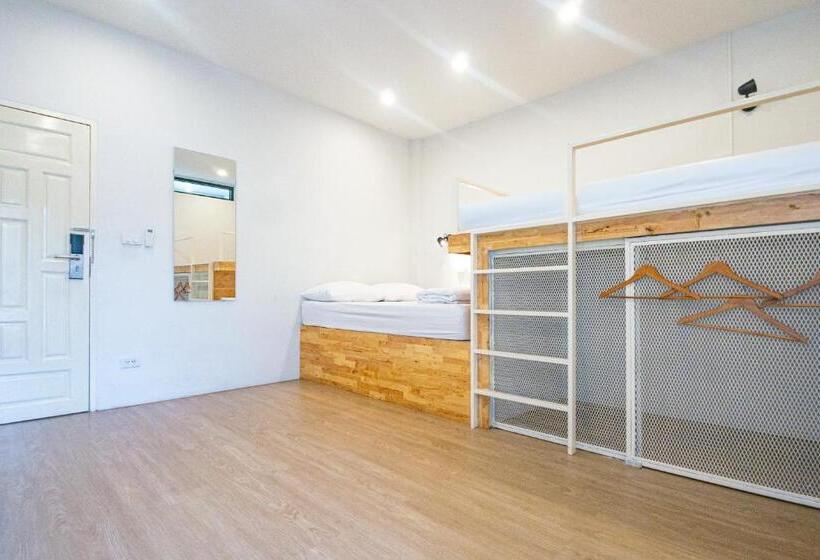 Paknap Hostel