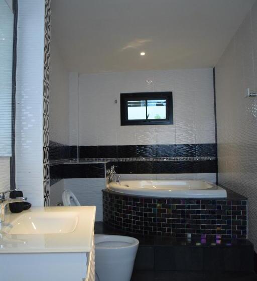 تختخواب و صبحانه Bkl Pool Villa Pattaya