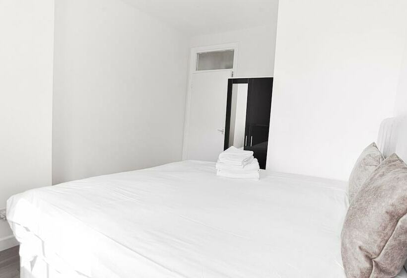 The Euston Guest House  60