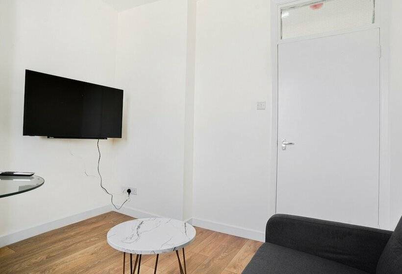 The Euston Guest House  60