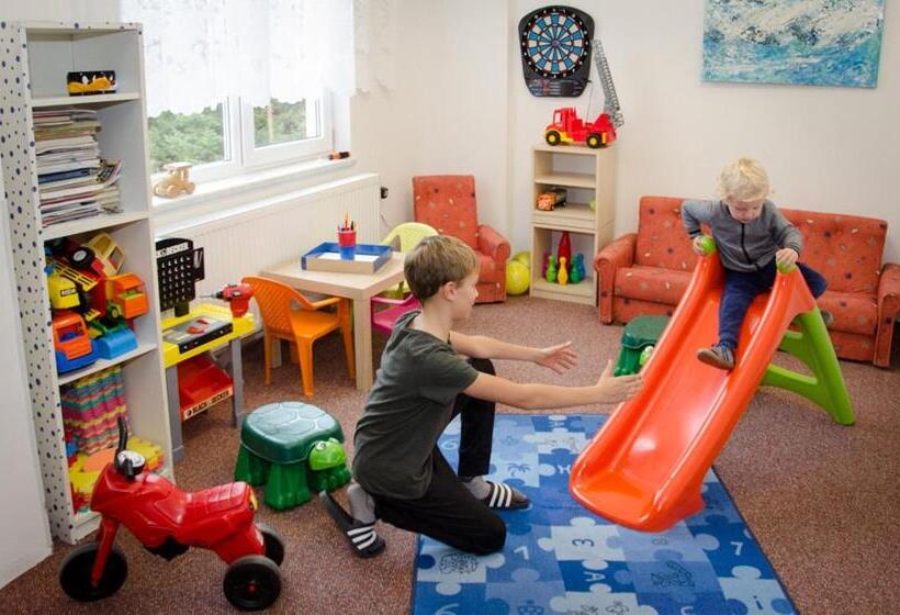 هتل Chata Ořovský