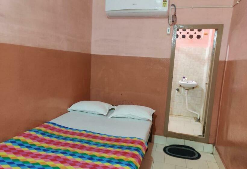 فندق Sri Durga Lodge