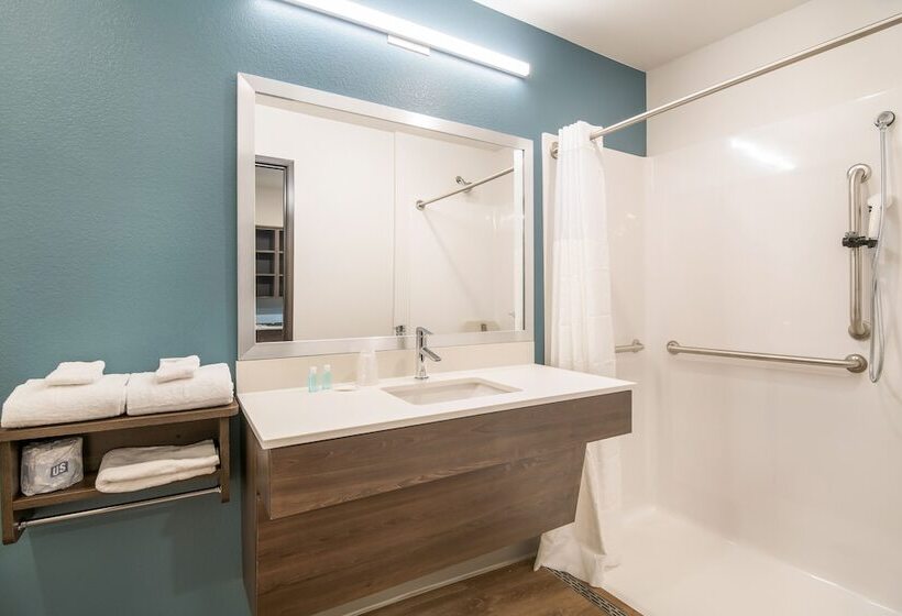 هتل Woodspring Suites Colorado Springs North  Air Force Academy