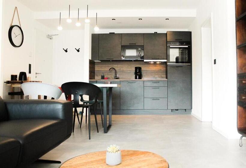 Marvel Apartment   Für Freunde & Familien, Stadtnah, Parkplatz, E Ladestation, Gitterbox Für Fahrräd