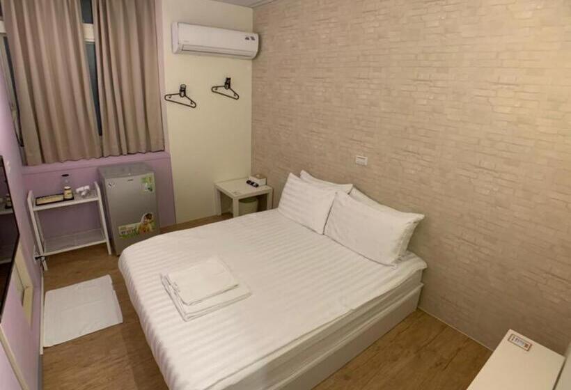 هاستل Lazy Bone