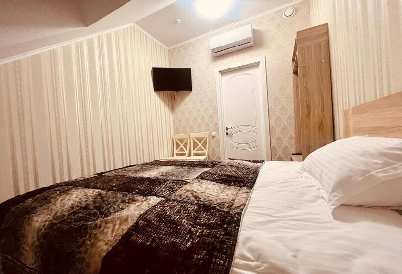 Hotel готель лаванда