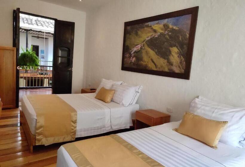 هتل Boutique La Leyenda 1860