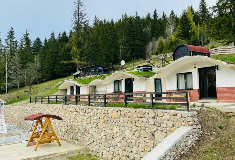 پانسیون Resort Valea Tătarilor