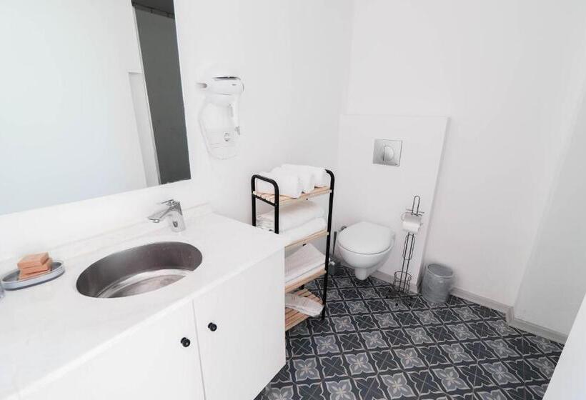 فندق La Brezza Suite &