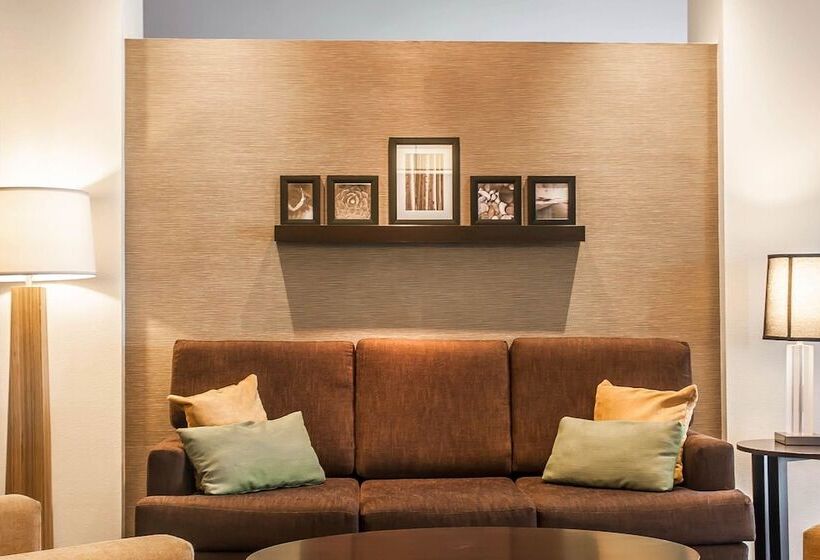 فندق Sleep Inn & Suites Devils Lake