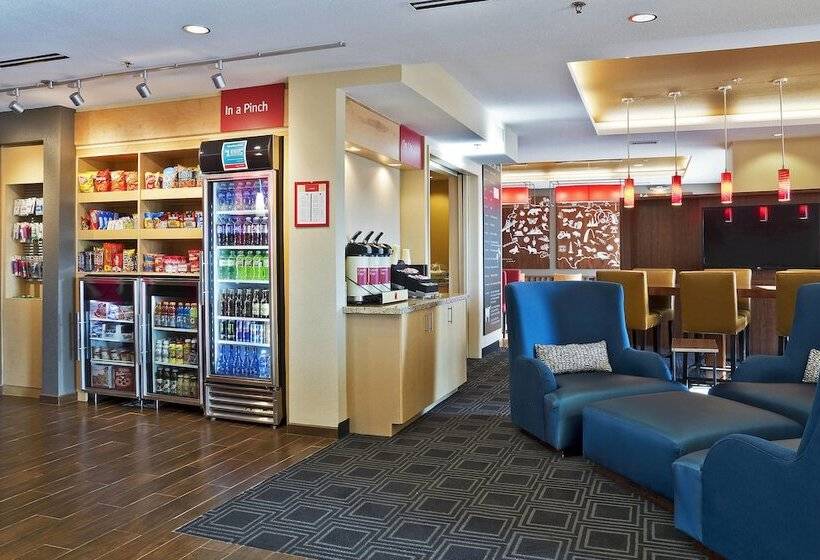 هتل Towneplace Suites By Marriott Dodge City