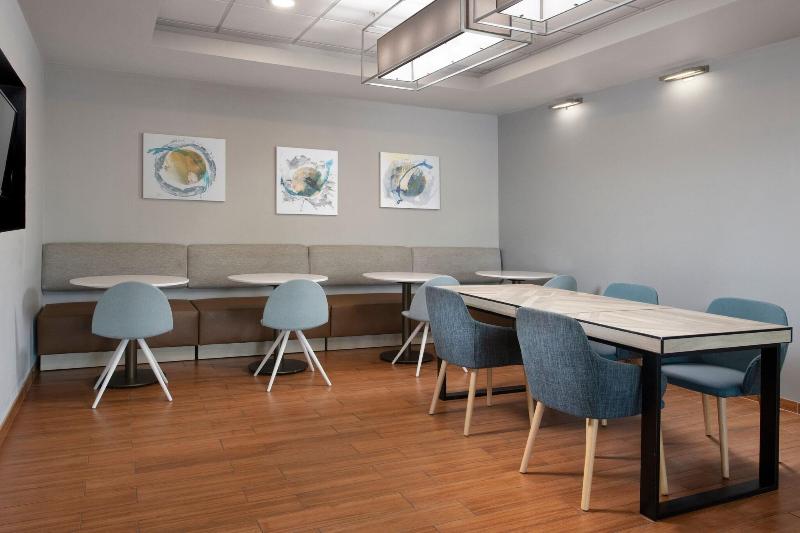 호텔 Towneplace Suites Oklahoma City Airport