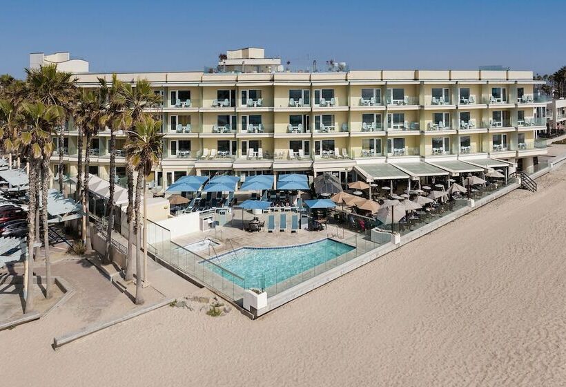 Pier South Resort, Autograph Collection