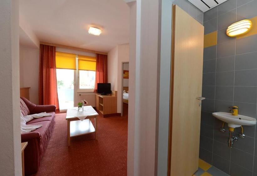 Strandhotel Faak
