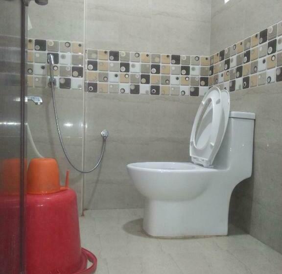膳宿费 Central Saphire Residency Only For Indians