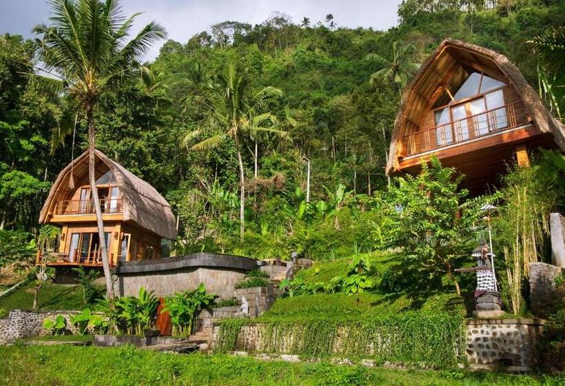 Romantic Barn With Mt. Agung Views