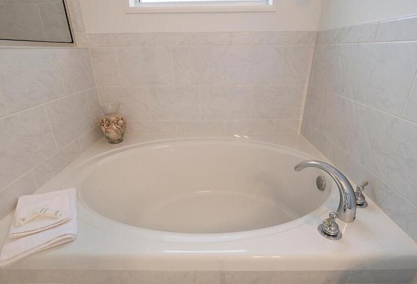 Villa Las Palmas Beautiful Fenced In Pool Home With Spa  Sleeps 8