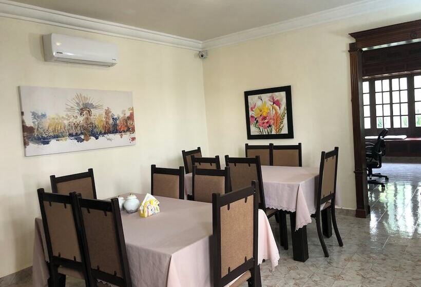 تختخواب و صبحانه Villas Segovia Hotel Boutique & Suites