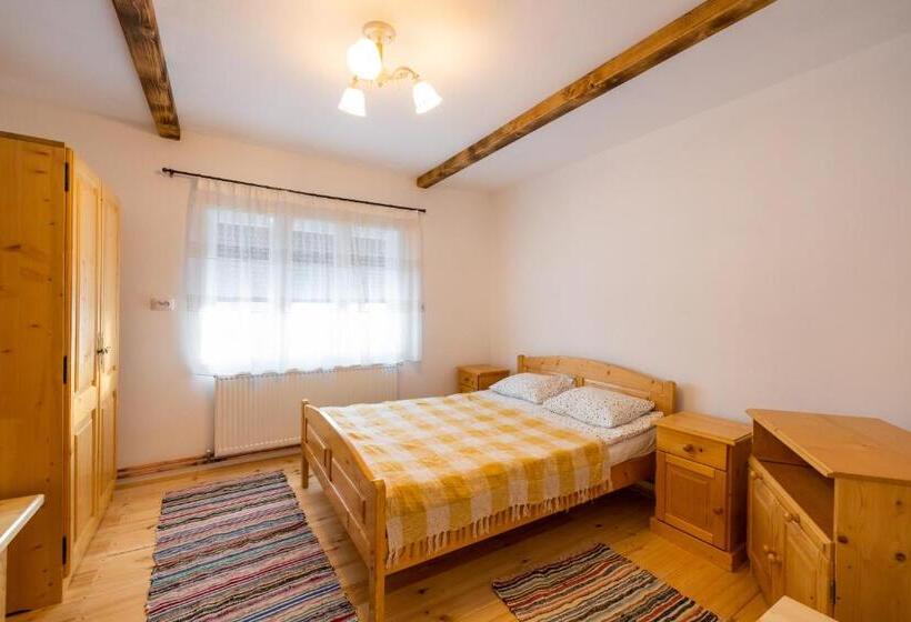 Cabana Bucuria Munților