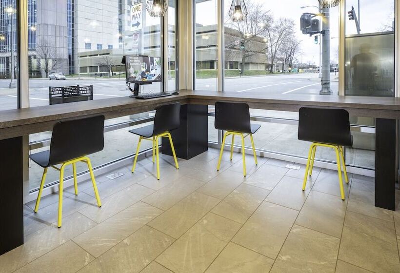 هتل Towneplace Suites By Marriott Louisville Downtown