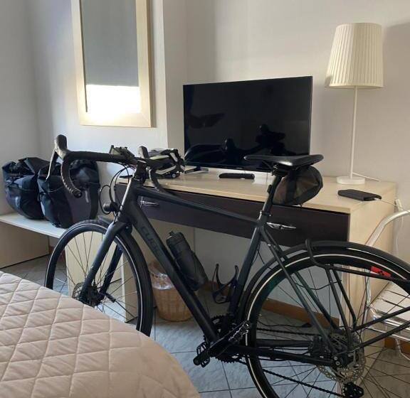 بنسيون Affittacamere Il Puntone