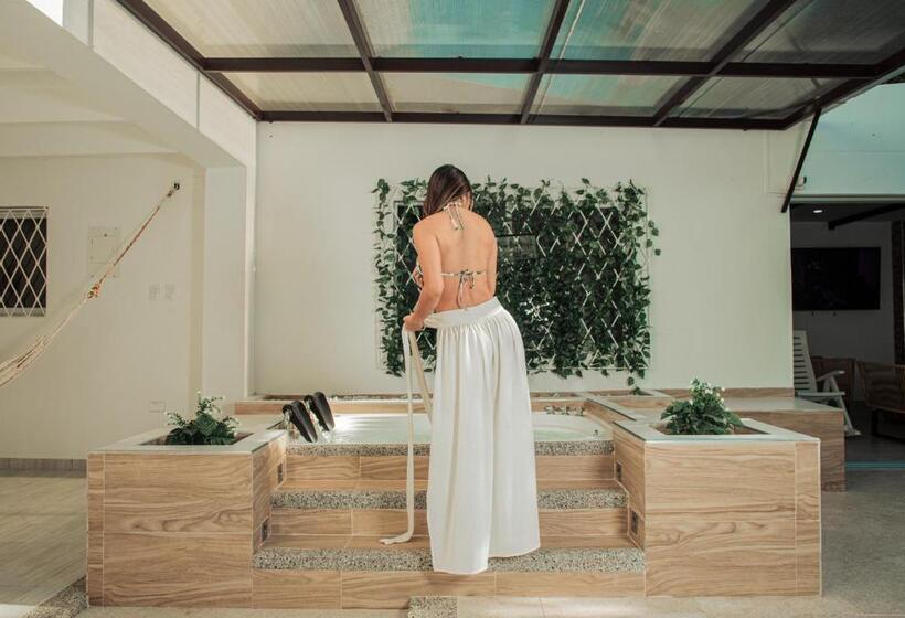 پانسیون Casa Lourdes