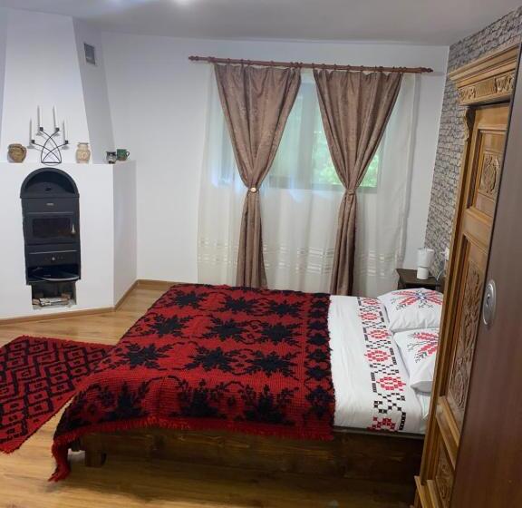 تختخواب و صبحانه Căsuța Din Pădure