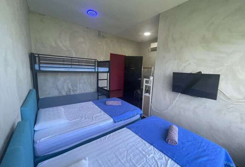 هتل Oyo 90370 D Tampi Homestay