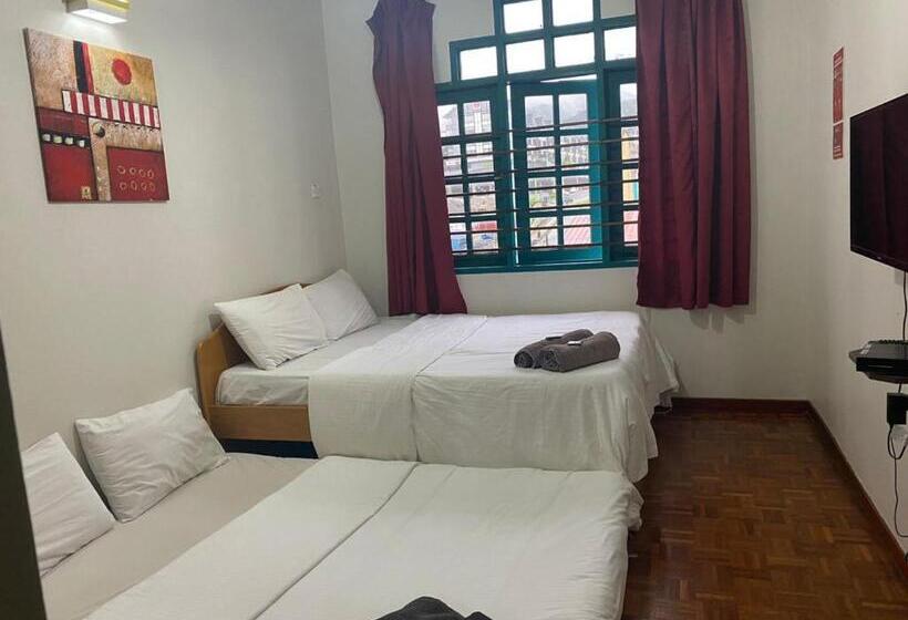 فندق Check Inn 2 Brinchang