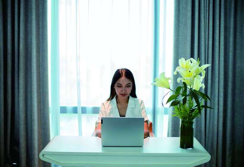 هتل The 1o1 Jakarta Airport Cbc