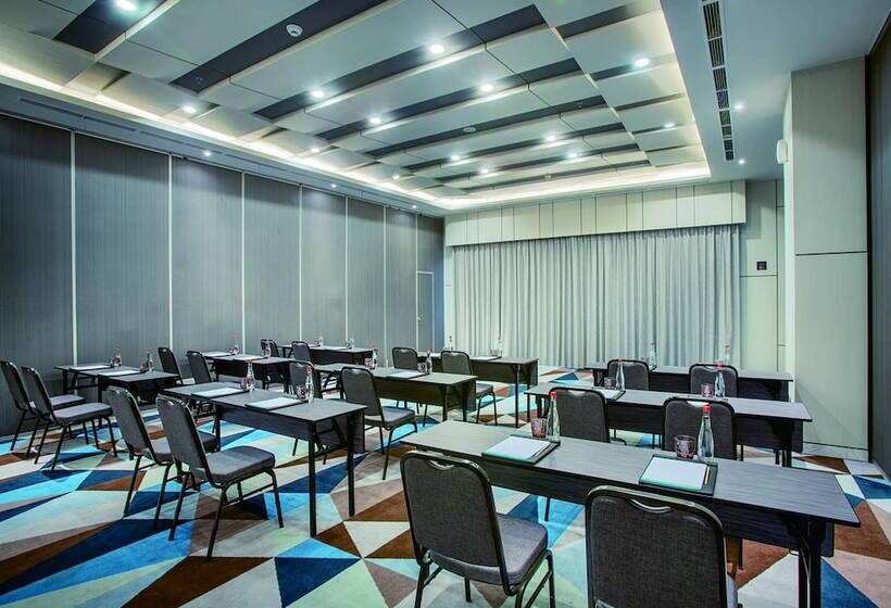 هتل The 1o1 Jakarta Airport Cbc