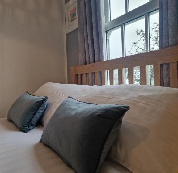 Small Cottage Close To Carbis Bay Beach & St Ives