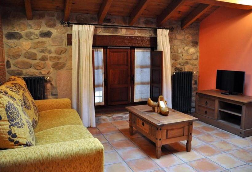Casa Tinuca