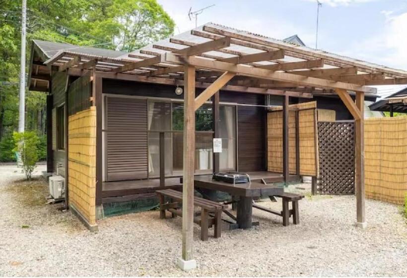 Pensió ウッドペッカー小径