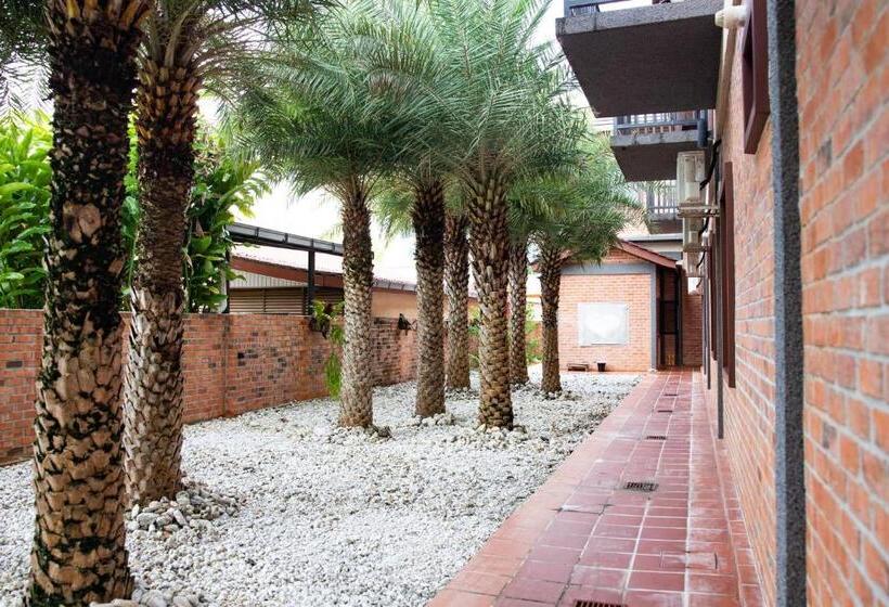 استراحتگاه Vintage Villa Langkawi