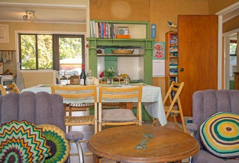 Vintage Pohutukawa   Whangamata Bach