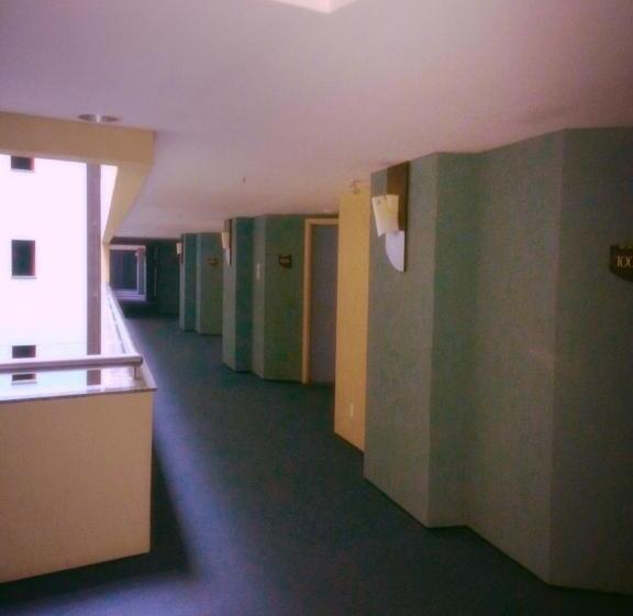 Iate Plaza Beiramar Fortaleza App1006