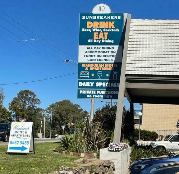 אתר נופש Tranquility At Mandurah Apartments