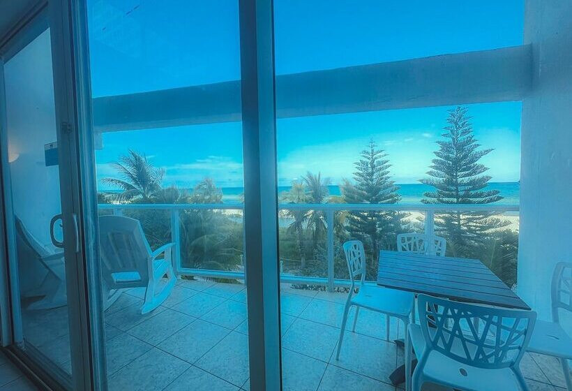 Seastays Apartments