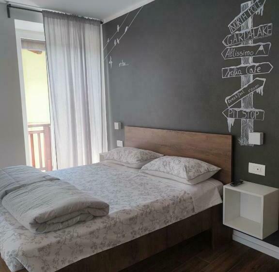 تختخواب و صبحانه Casa Pitem