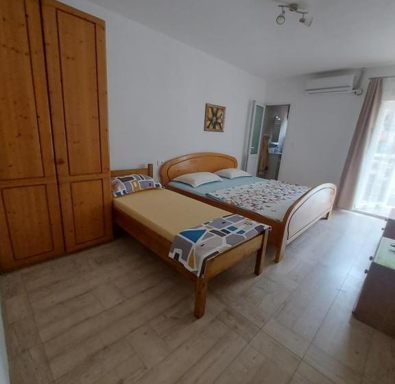 پانسیون Casa Dalys