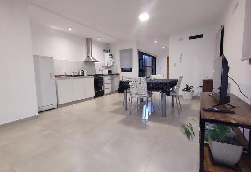 Complejo Claret, Departamentos A Metros De Sanatorio Allende Y Hospital Privado Cerro