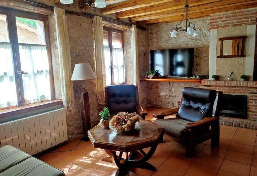 Casa Pinines