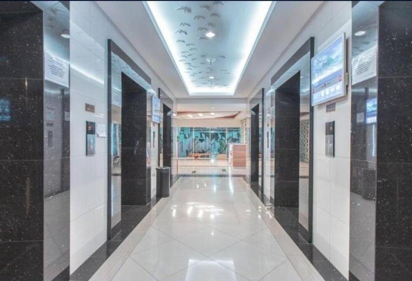 هتل 8rooms At Grand Kamala Lagoon