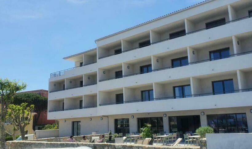 هتل Hôtel L Isula Marina