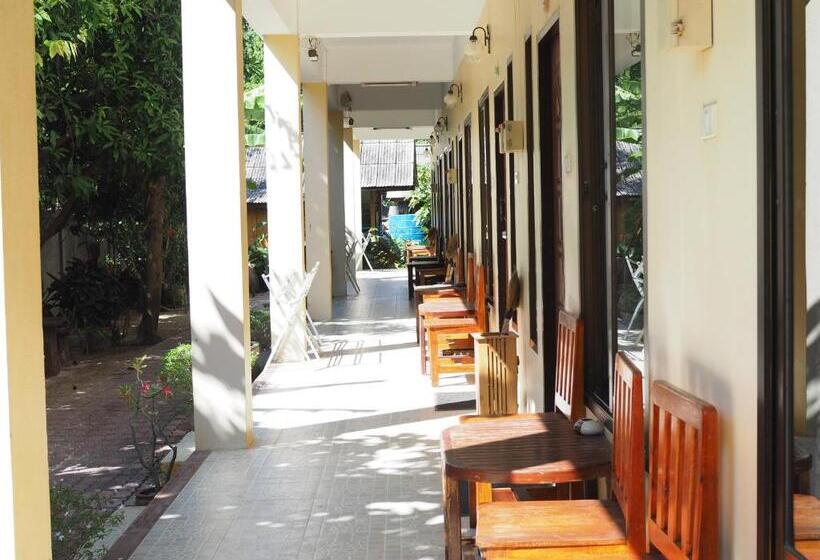 فندق Mossman House