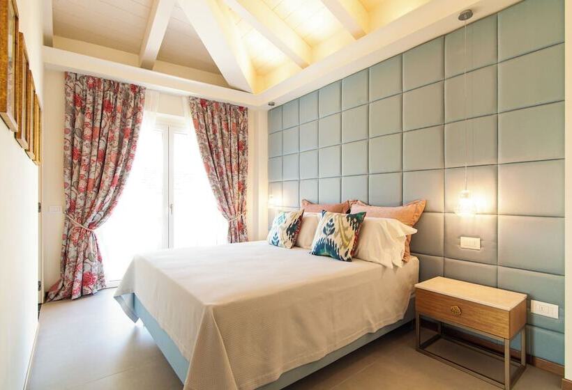 هتل Villa Francesca Relais